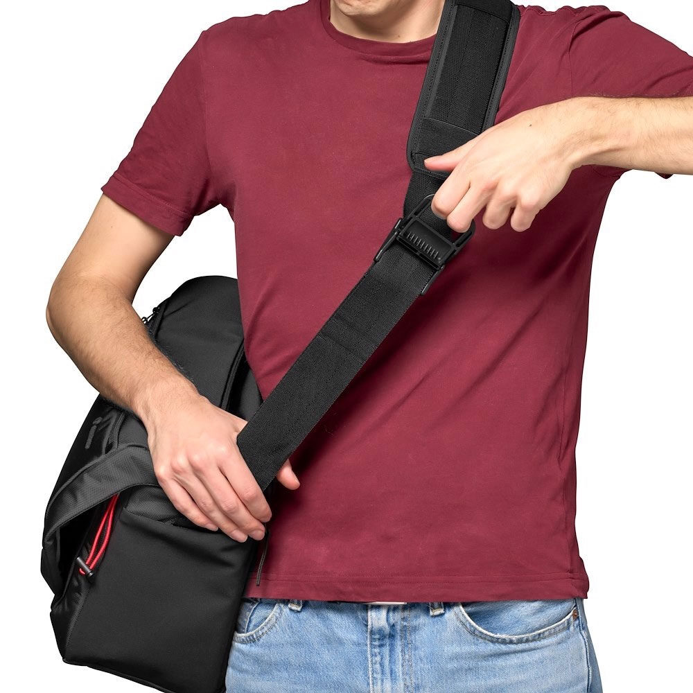 Manfrotto Advanced Messenger M III 16 L Camera Bag