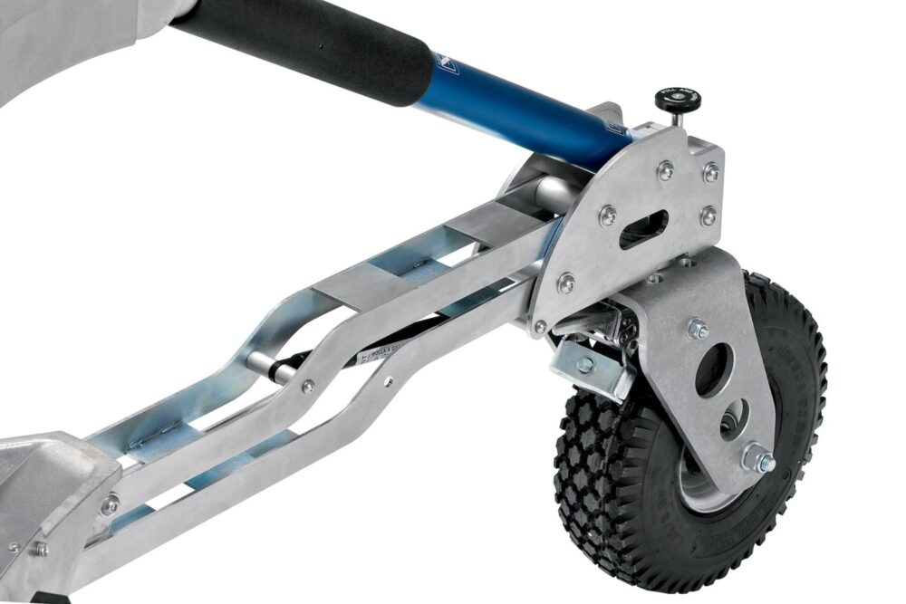 Avenger Long John Silver Junior Stand with foam-filled casters