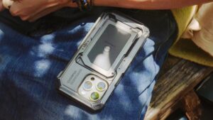 Tilta Khronos iPhone 15 Pro Max Advanced Kit - Titanium White with battery