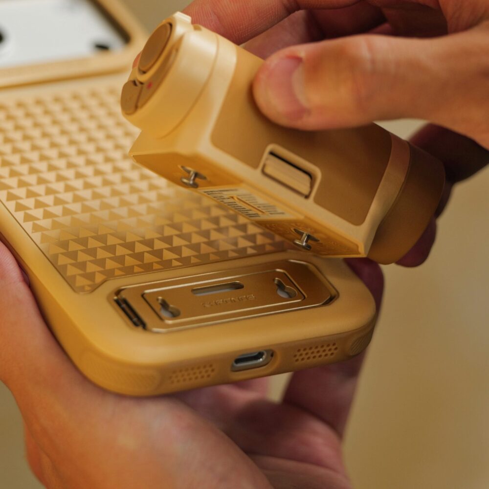 Tilta Khronos Lite x On the Roam iPhone 17 Pro Max Creator Kit - Gold