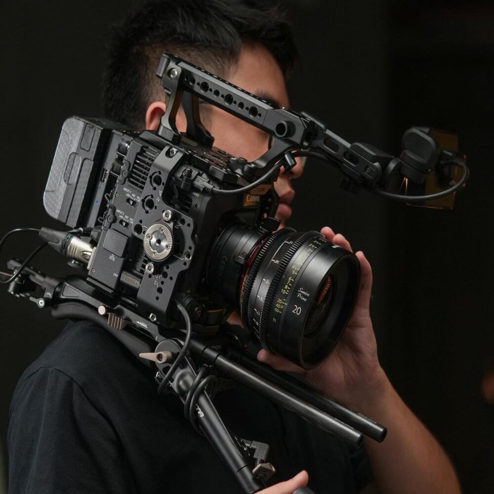 Tilta Quick Release Shoulder Pad Baseplate for Canon C400
