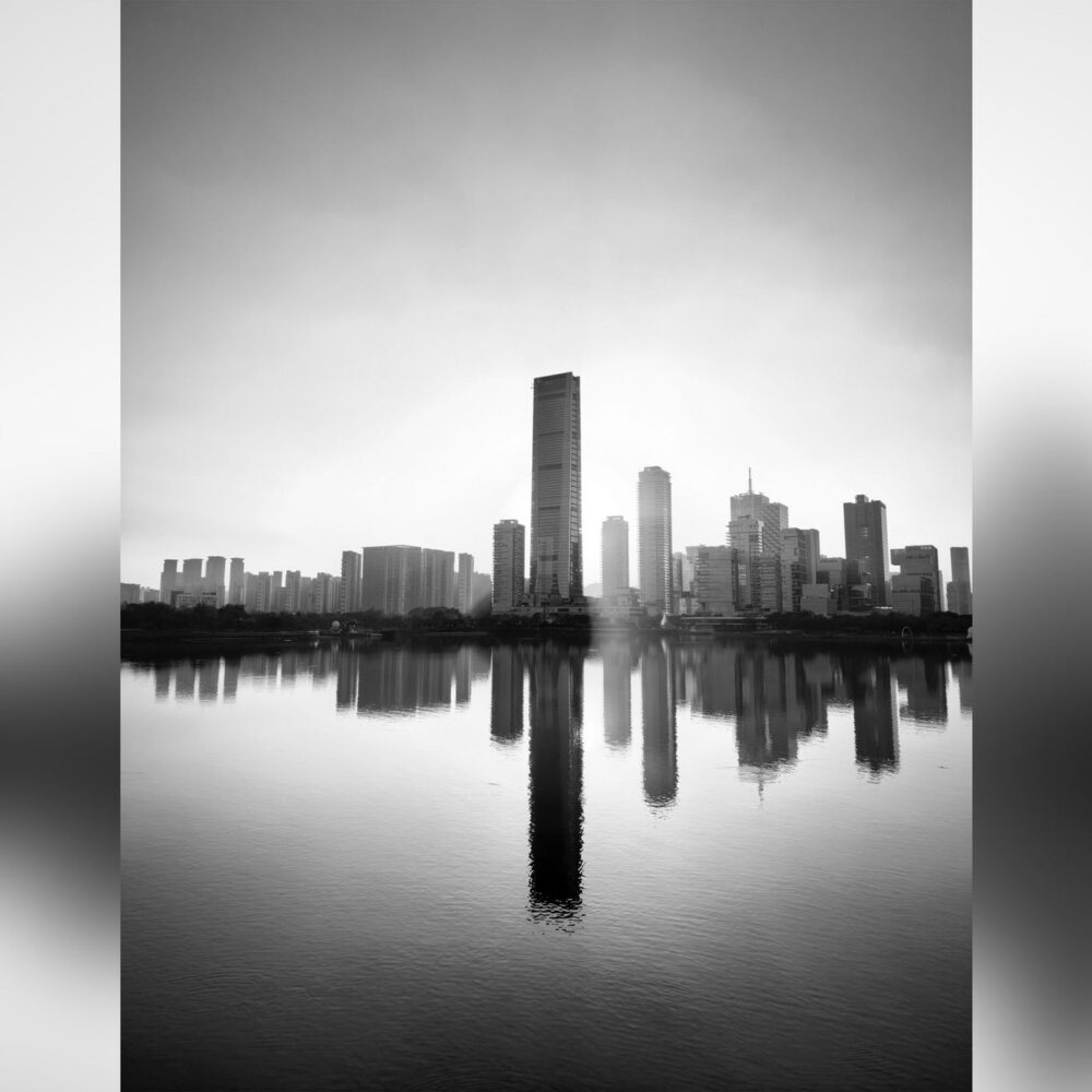 Tilta 16mm Wide Angle Lens for iPhone (T-Mount) - Champagne