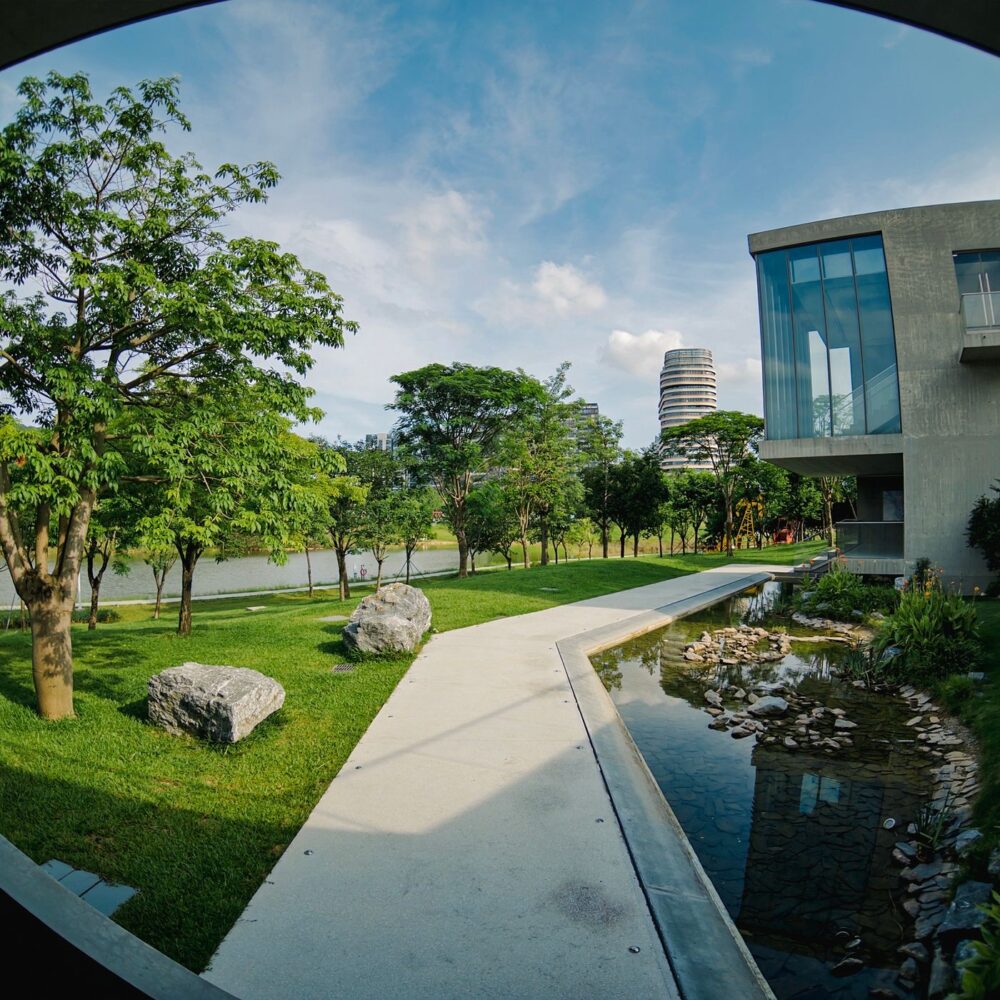 Tilta 8mm Fisheye Lens for iPhone (T-Mount) - Champagne