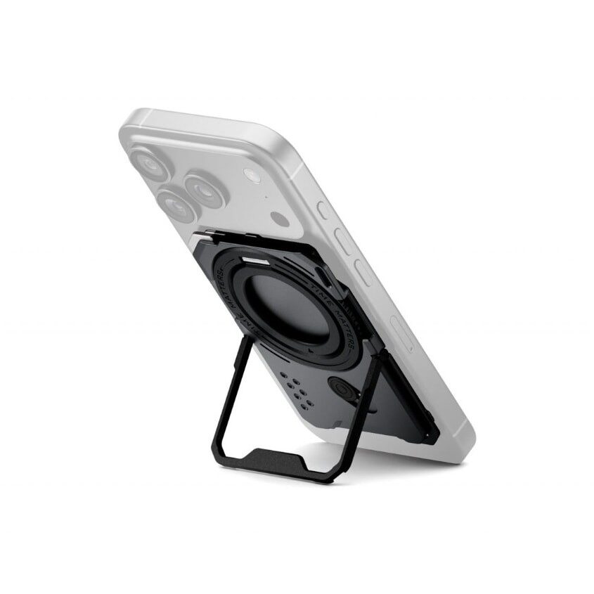 Tilta Khronos Multi-Functional Magnetic Backplate for iPhone 17 Pro - Space Gray