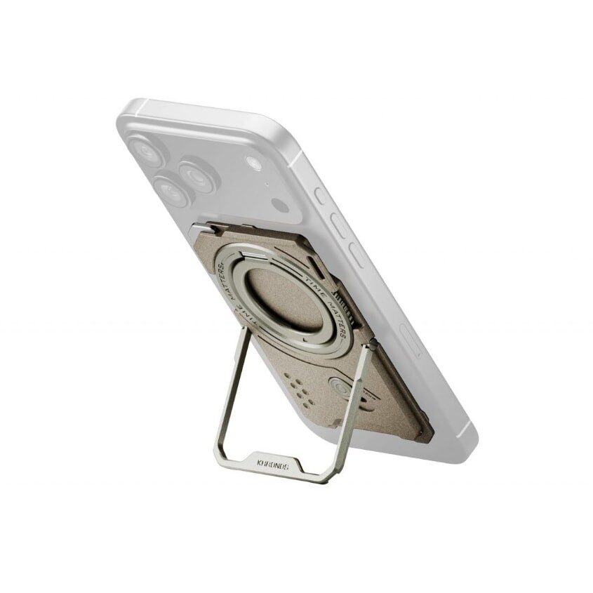 Tilta Khronos Multi-Functional Magnetic Backplate for iPhone 17 Pro Max - Beige