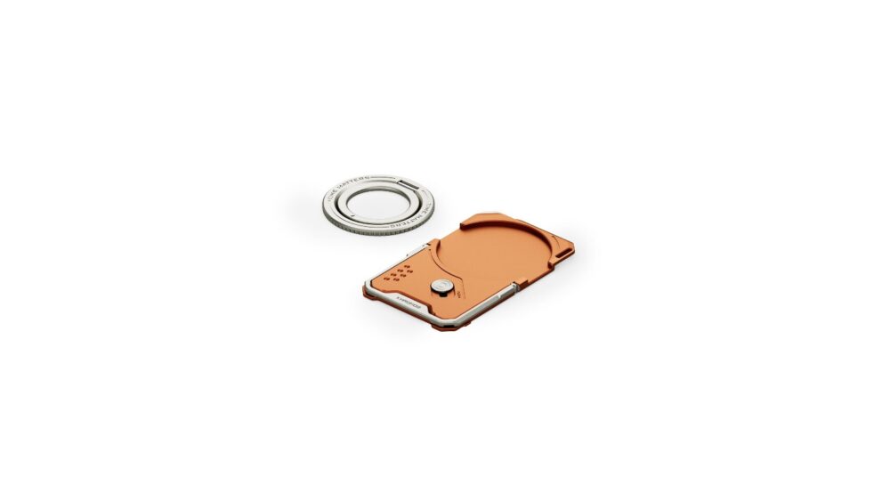 Tilta Khronos Multi-Functional Magnetic Backplate for iPhone 17 Pro Max - Orange